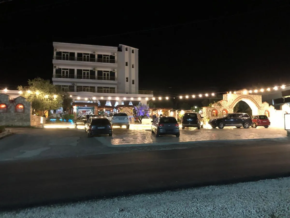 Hotel Floger World Vlorë 4*,  Albánie