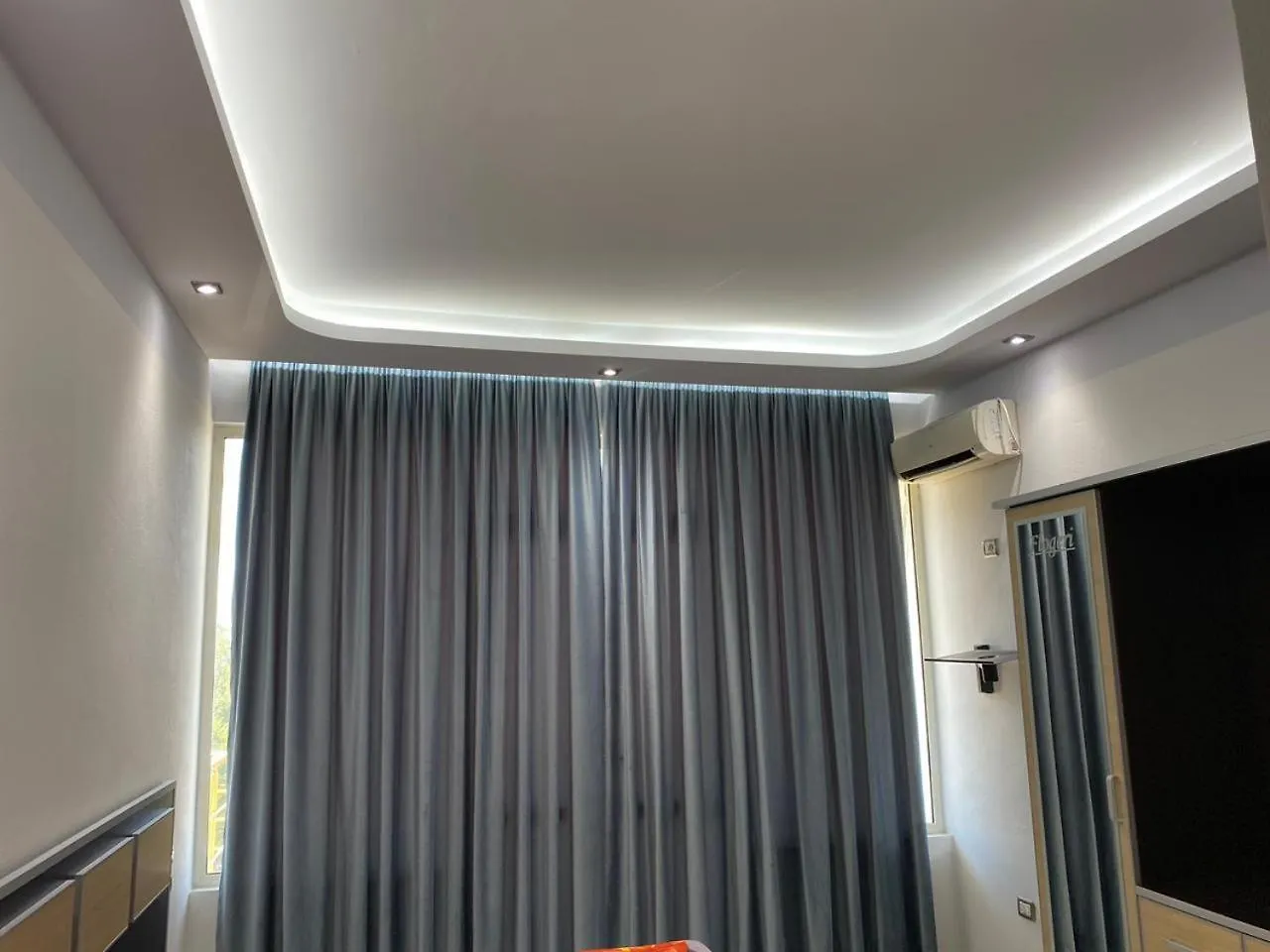 Hotel Floger World Vlorë